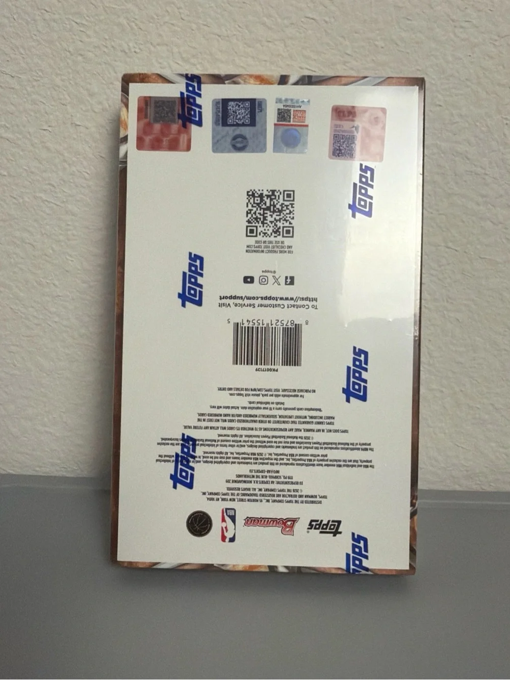 2025/26 Bowman Basketball Hobby Box (Factory Sealed)
